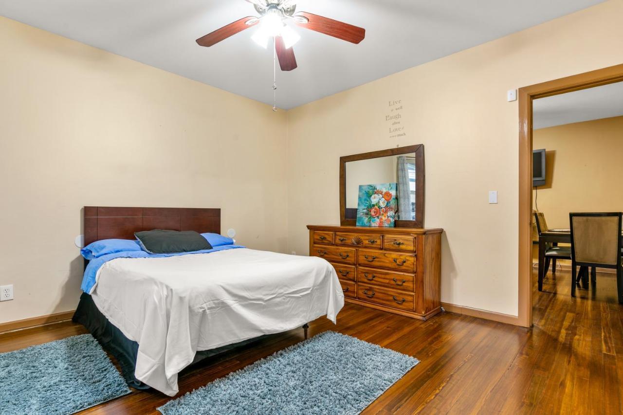 Bedroom Near Yale Hospital/Bridgeport Buitenkant foto